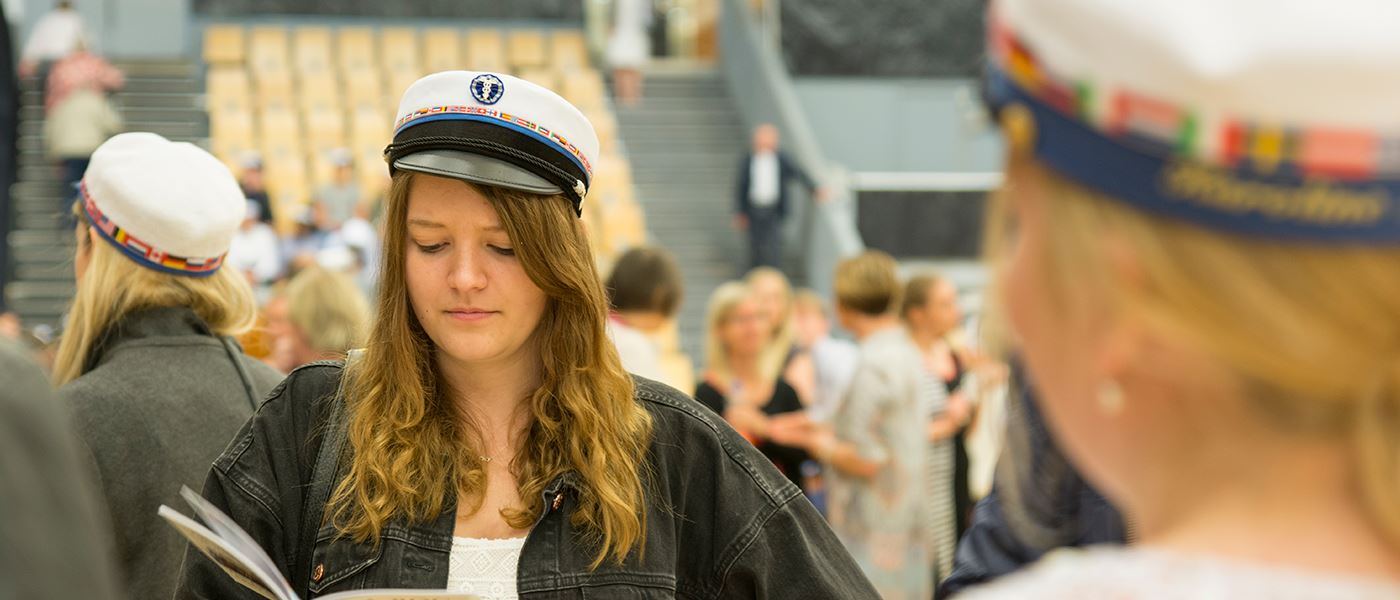 Pige der er international studerende